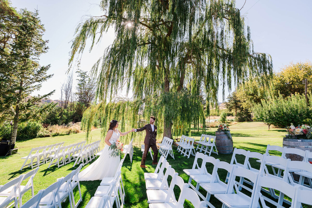Rio-Vista-Winery-Wedding-Chelan-WA-31