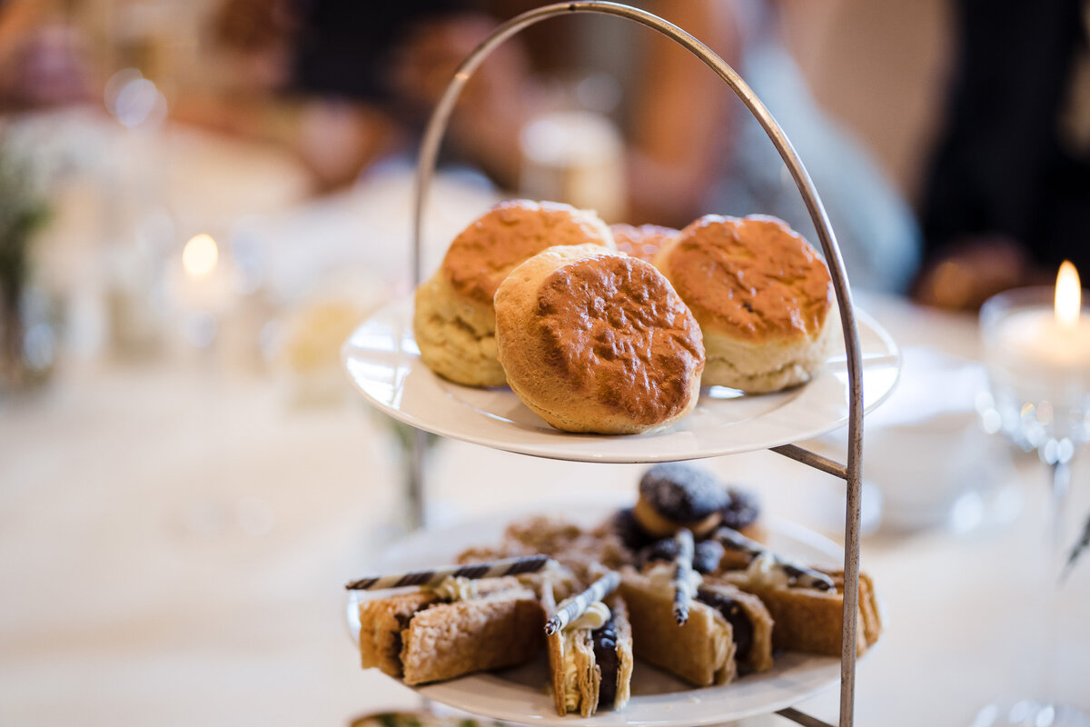 hedsor-house-italian-theme-wedding-photography-92