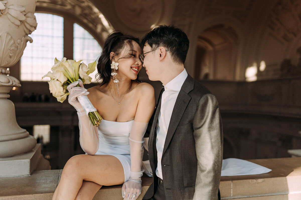 Joyce Li Photography Destination Wedding Elopement Engagement Lifestyle Portrait Photographer West Coast Seattle Washington California sfcityhallelopement-33