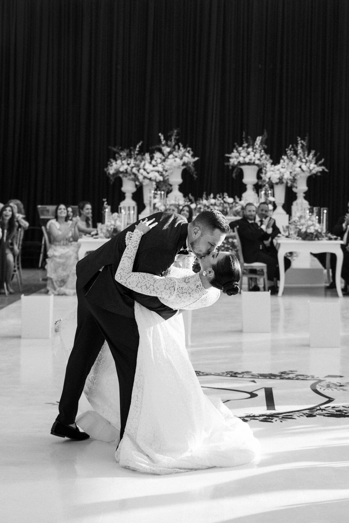 515-Mount-Alverno-Luxury-Resorts-Toronto-Canada-Stefanie-Mark-Wedding-38