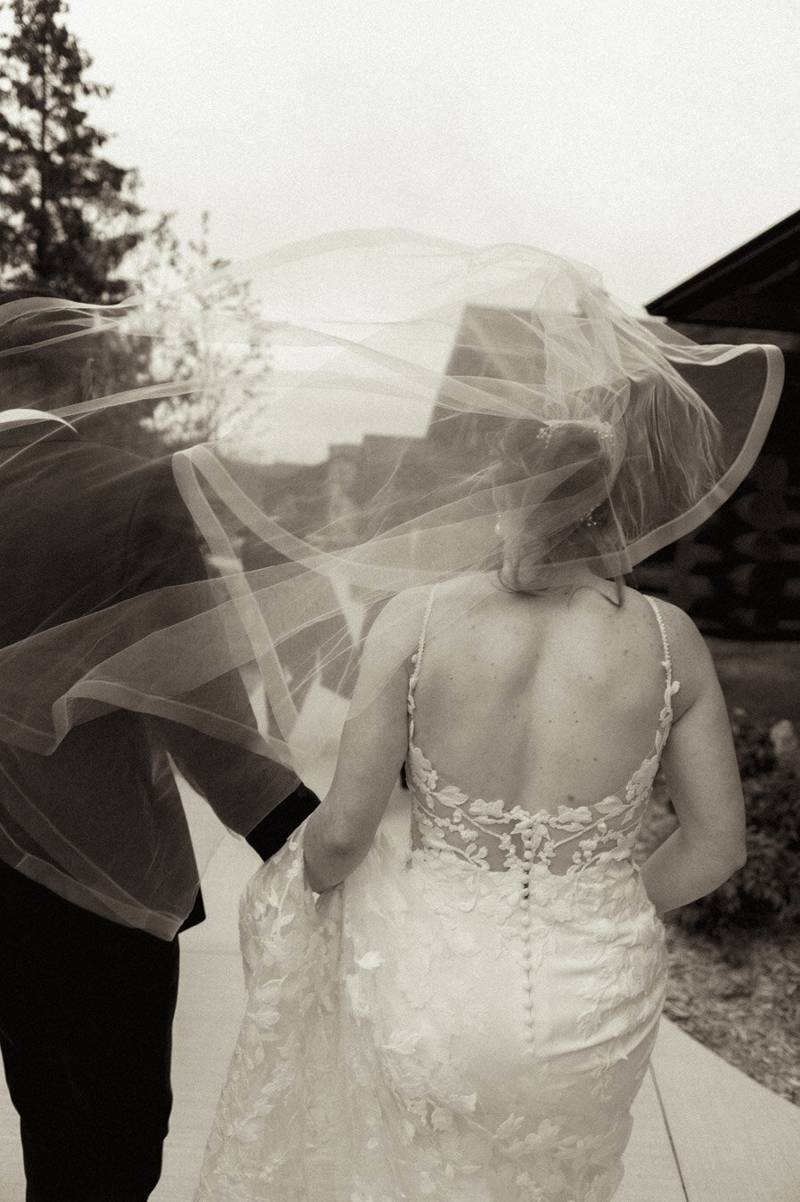 A + K Wedding Sneaks-113