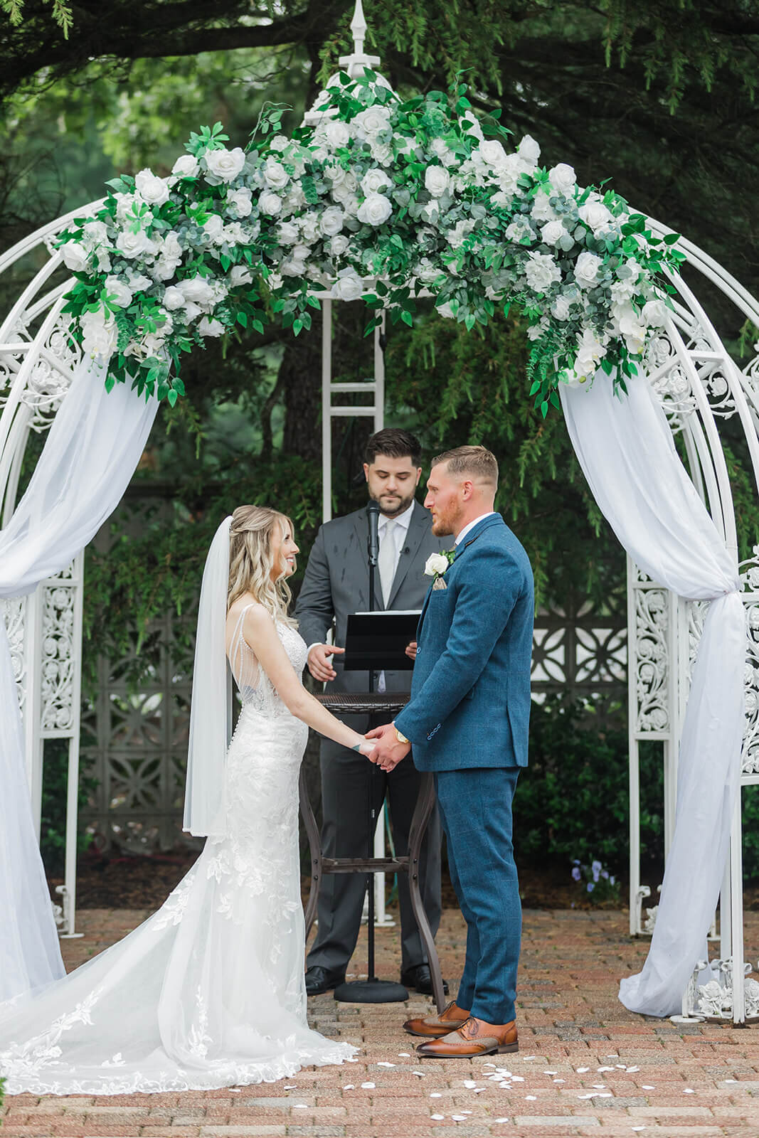 Bride and groom wedding ceremony at Long Island New York
