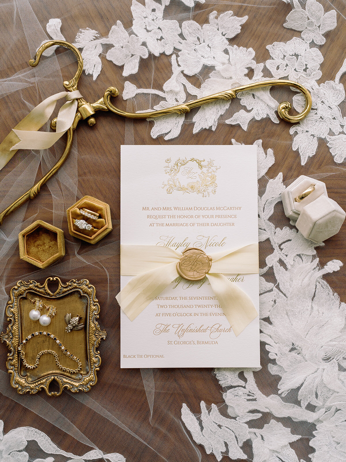 Hayley+Zach_Wedding_SNEAK_FoxtailCo_-38