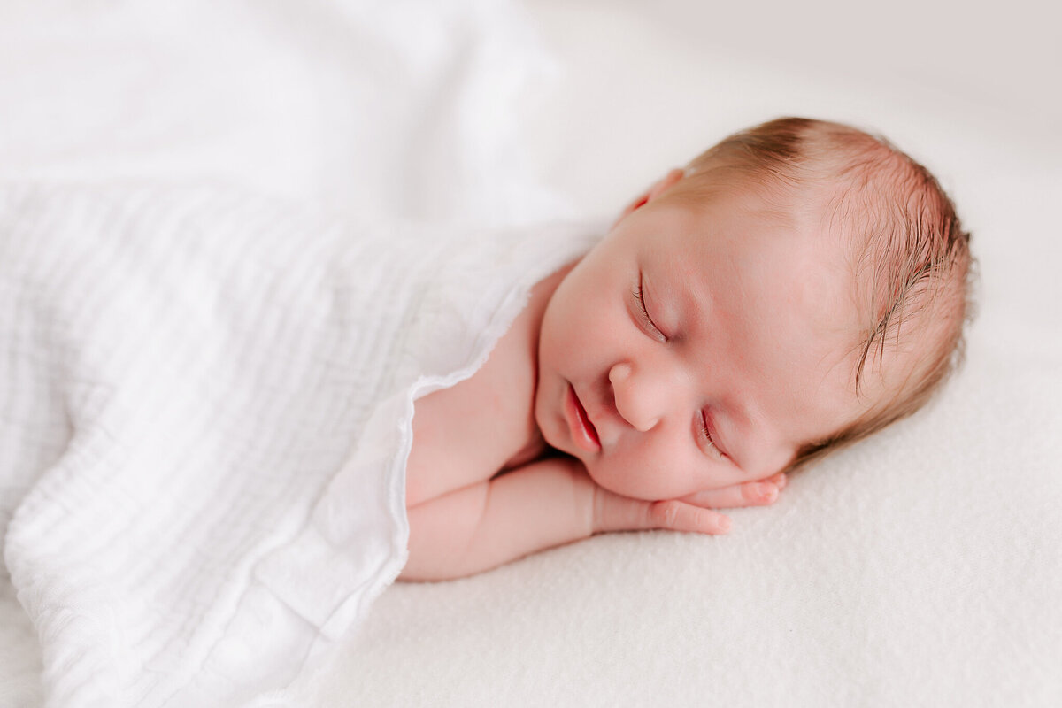 Toronto-Newborn-Photographer-232-11