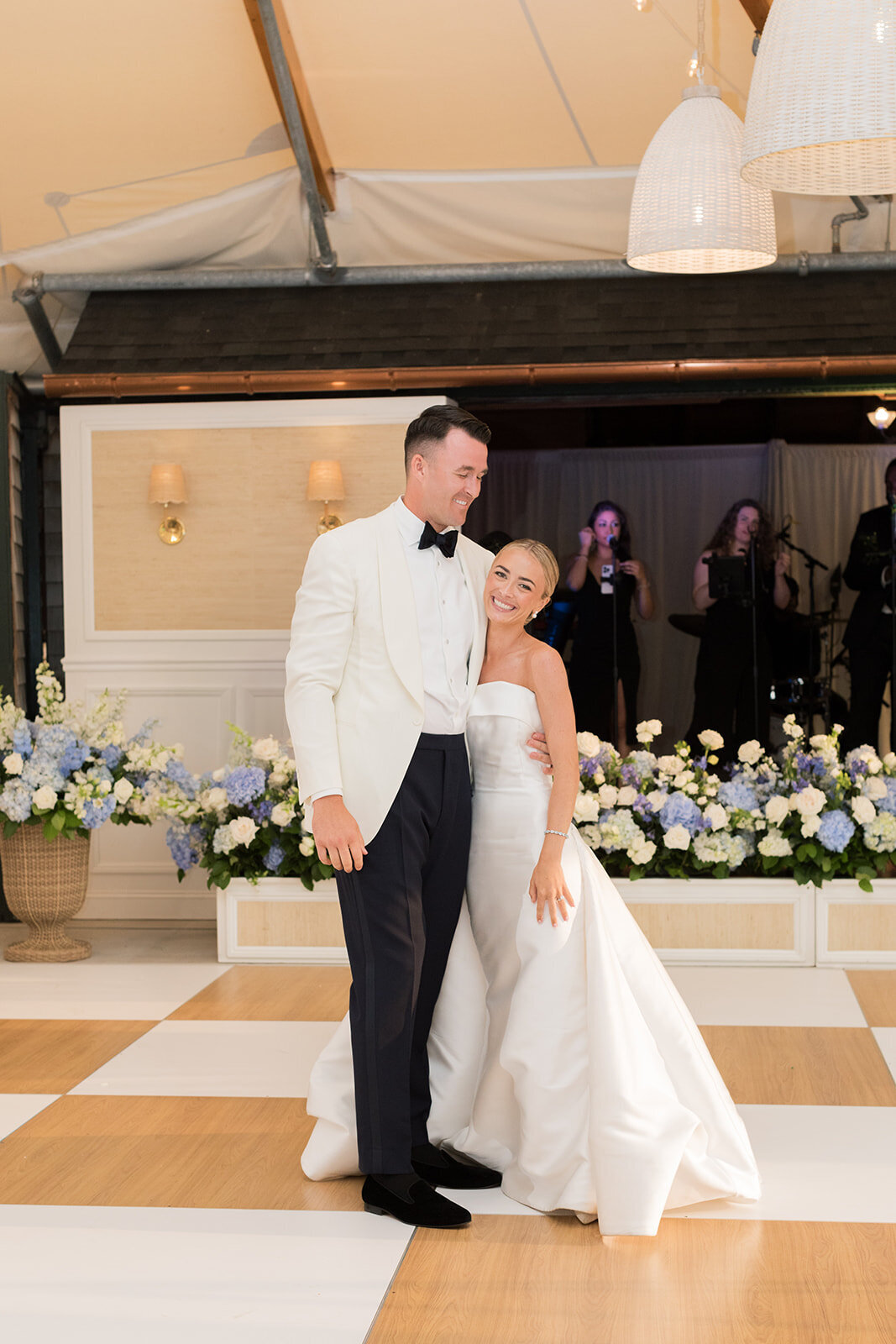 brooke-nash-photography-castle-hill-inn-wedding-29_websize