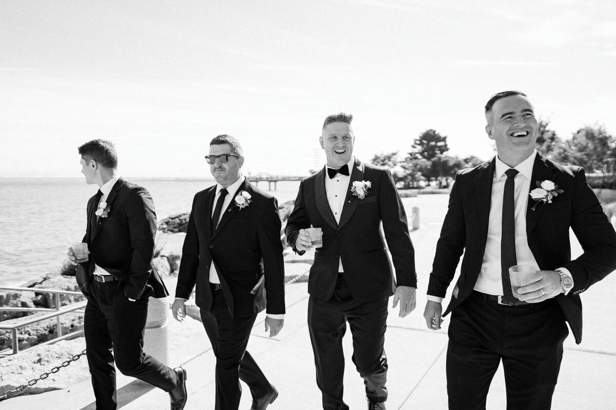W9-Wedding-Photos-The-Pearle-Burlington-Lake-Ontario-Stephen-and-Oksana-2024-09-29-2500px-1066