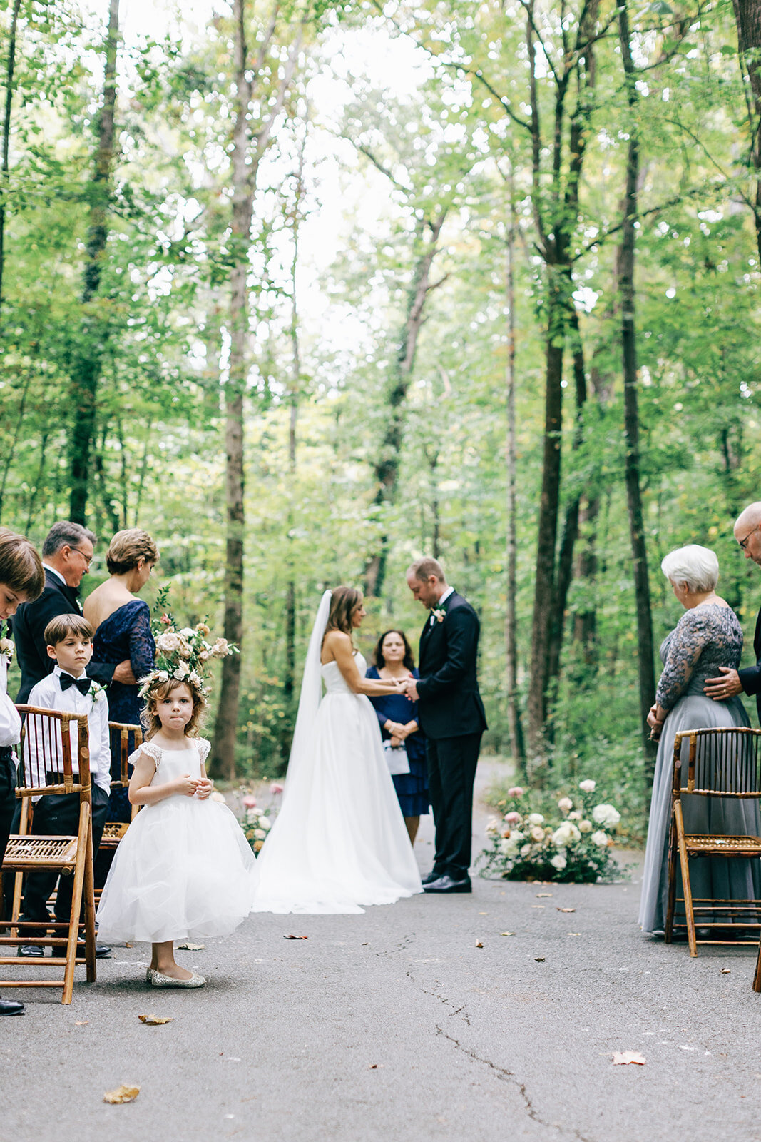 flower-girls-during-ceremony