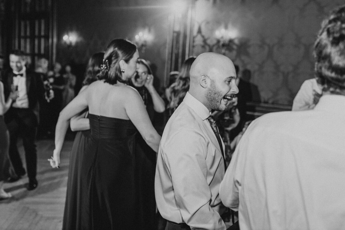WELLING-FLORES.Wedding.EngineersClub-rcptn-166