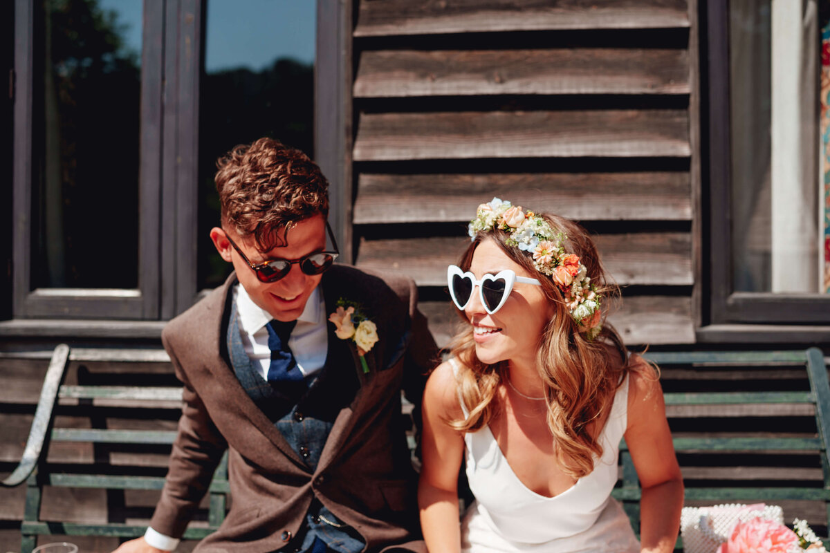Issy-and-Bella-Floral-Design-Wedding-Florist-Herefordshire-Haybarn-House-J-L40