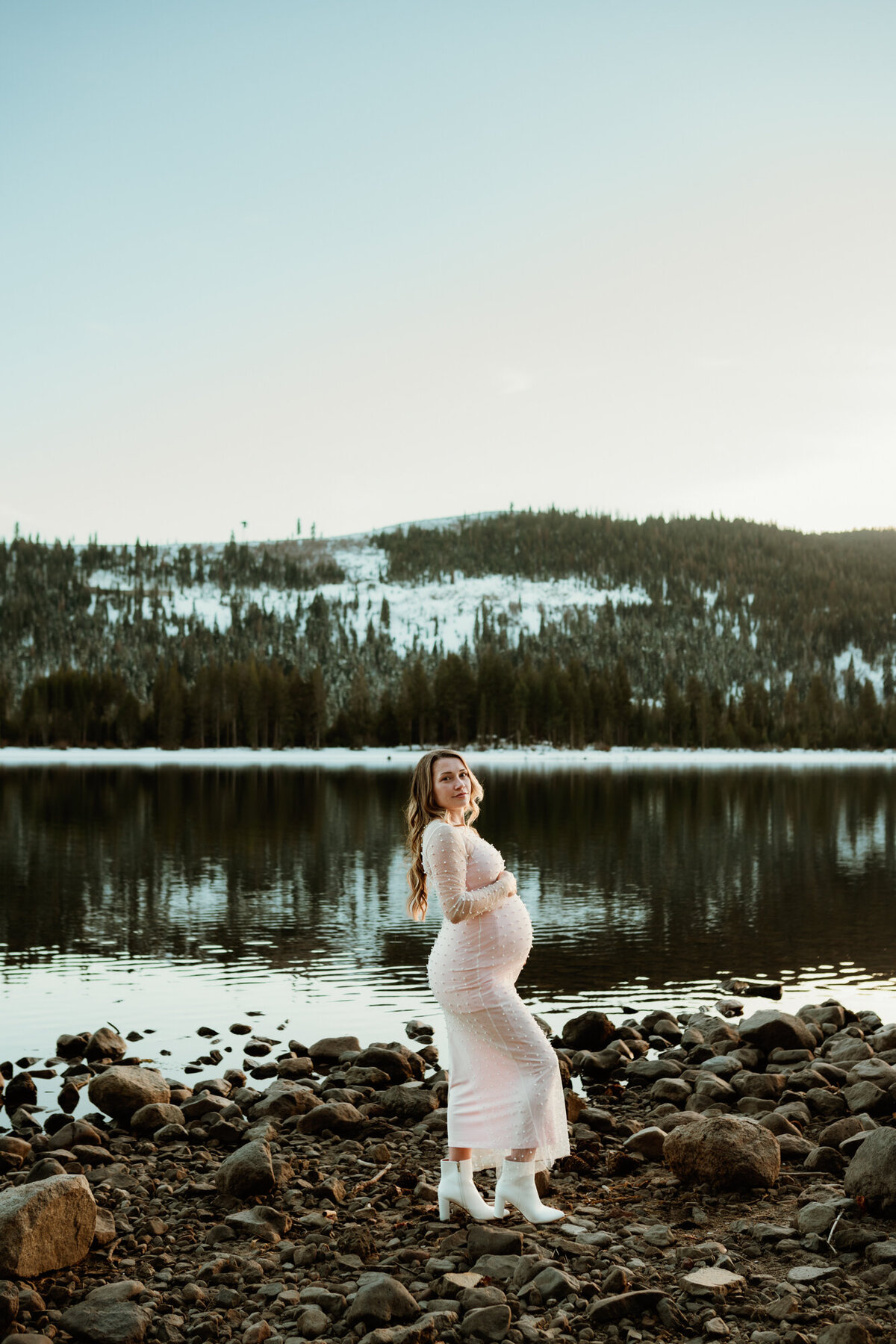 Lake Tahoe-Maternity-Photographer-16