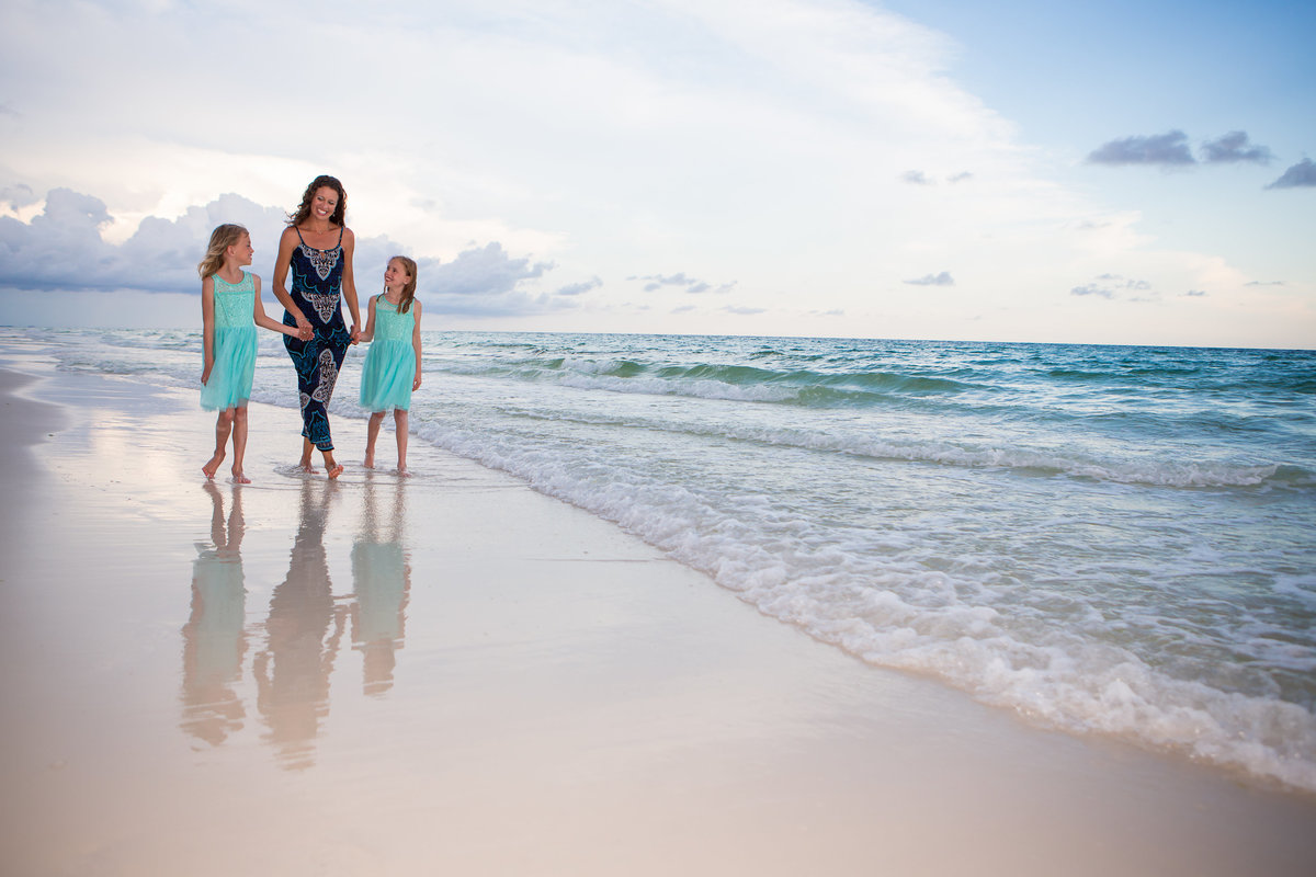 gwyne gray photography  beach portraits and weddings