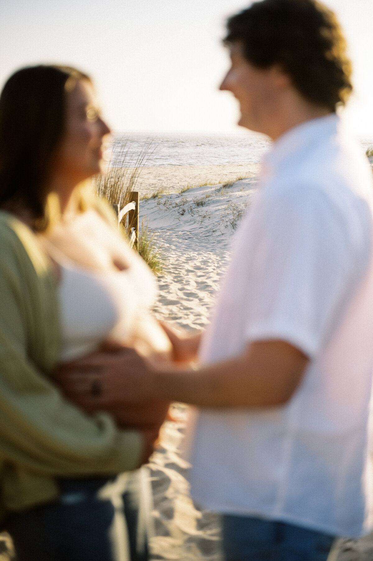 CapeMayLighthouse_BeachMaternitySession_TaylorNicollePhoto-10