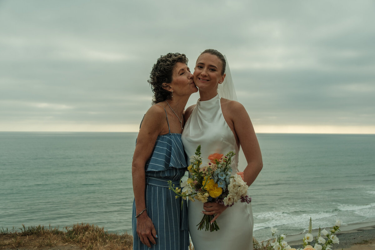 D&T Elopement-223