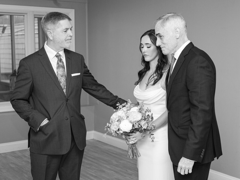 Silver-Swan-Bayside-Wedding-37