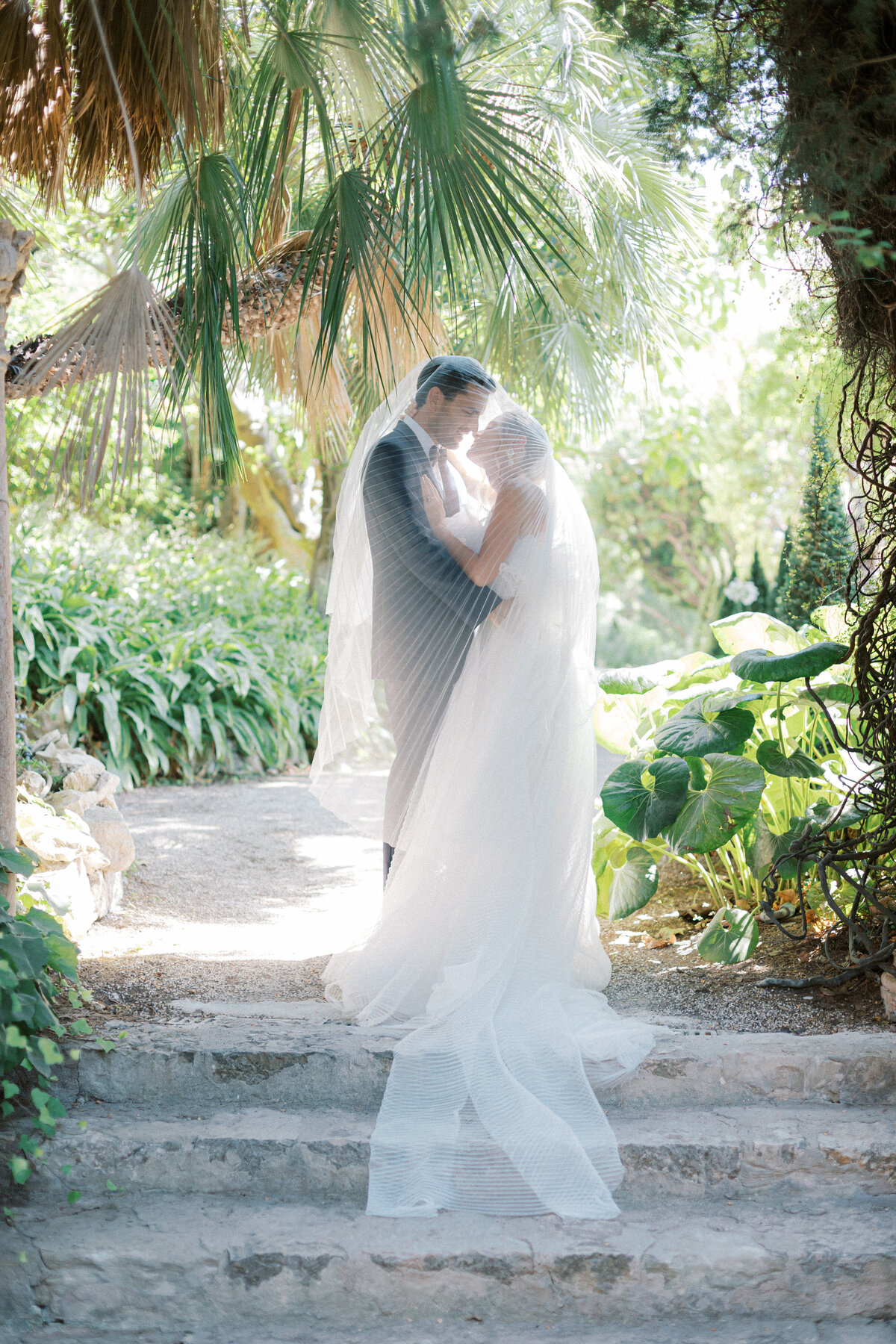 Valerie Sarron Photography Destination Wedding Photographer Romantic Intimate Refined Fine art imagery and authentic storytelling Boston Massachusetts serving the east coast and Europe229