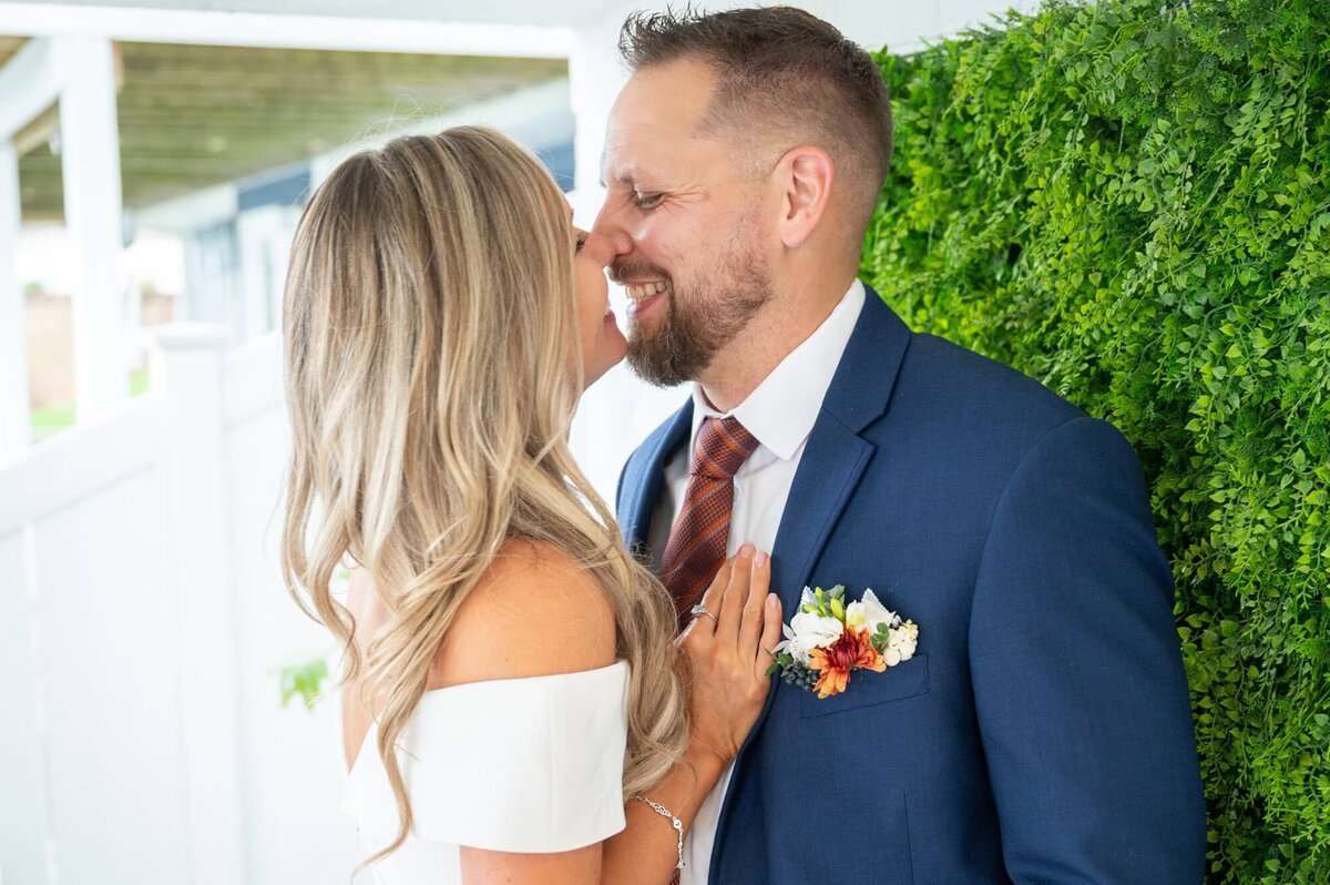 grandrapidsweddingphotographer-mk24-35