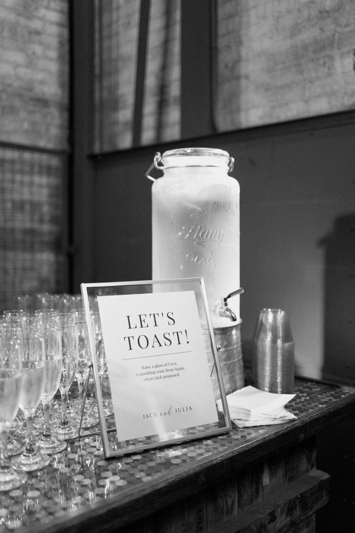 Jack-and-Julia-6.16.2023-Nichole-Babiez-Photography-Chicago-Illinois-wedding-photographer-bridgeport-art-center-downtown-wrigley-building-union-station-couples-wedding-party-portraits-reception-candid-luxury-downtown--64