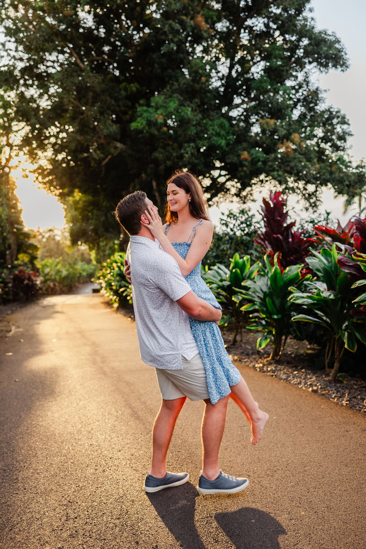 Hawaii-Engagement-Photos-Holualoa-Inn (93)