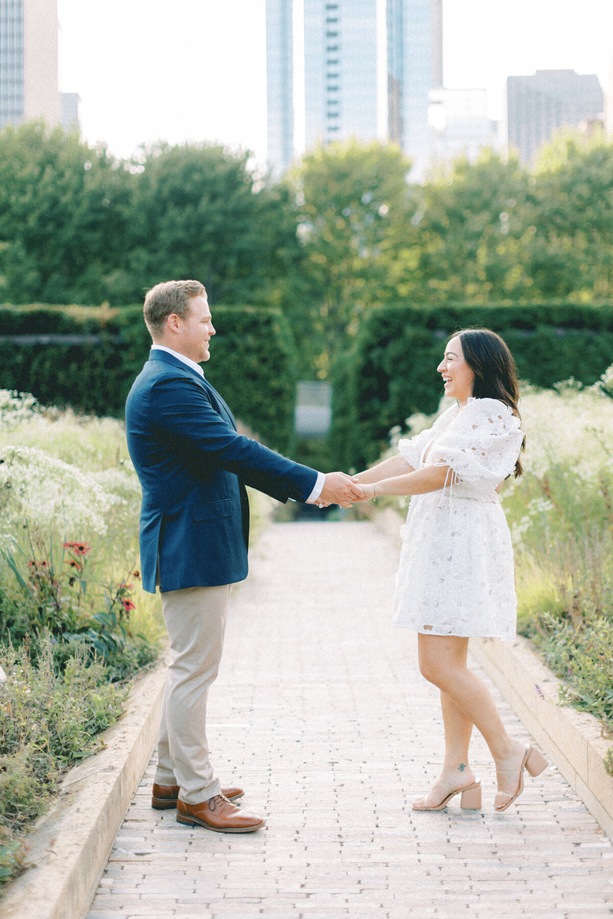 downtown-chicago-engagemnet-session-10