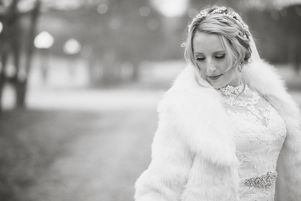 mcguires_millrace_farm_bridal_portrait_winter_wedding_zolu_photography