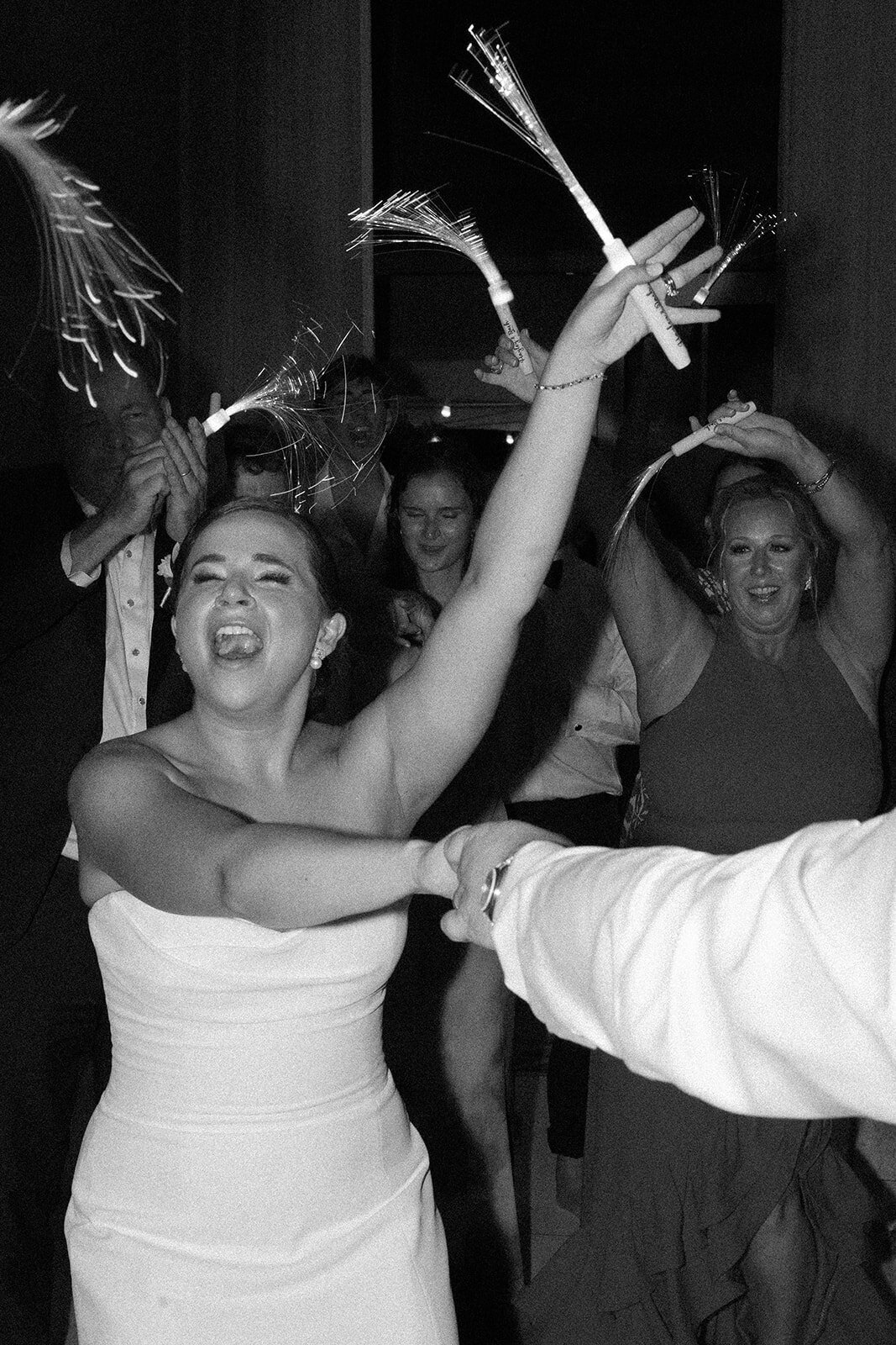 Hayley+Zach_Wedding_SNEAK_FoxtailCo_-1178