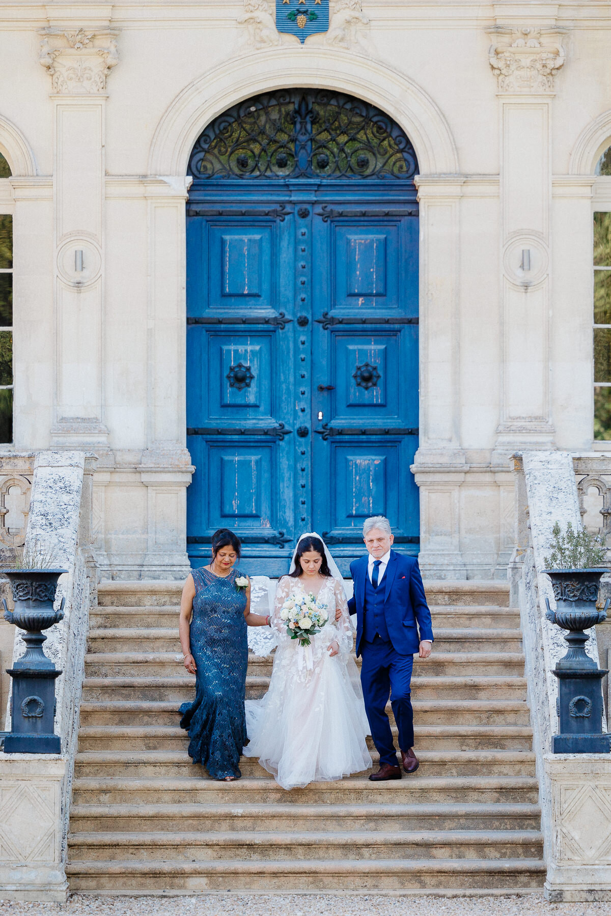 Modern_Chic_Chateau_Valouze_Destination_Wedding_Photographer-162