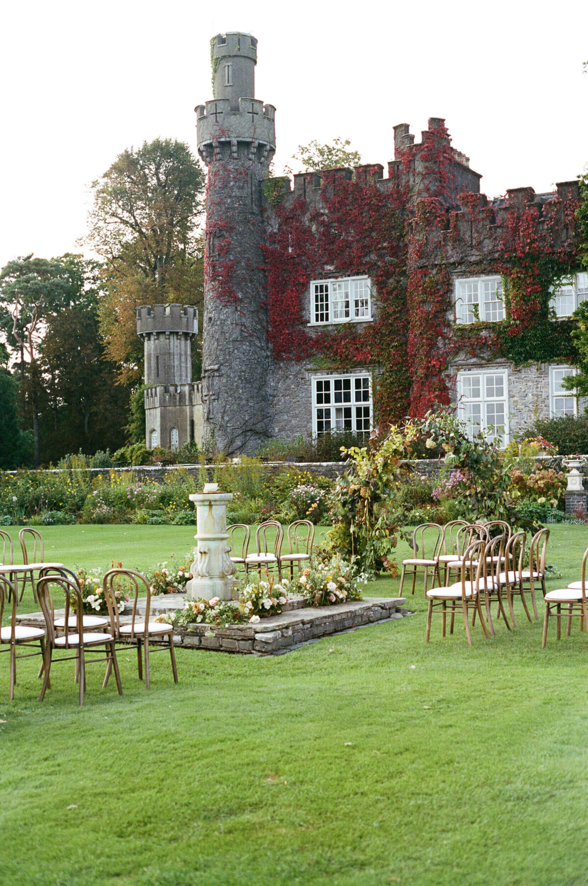 luttrellstown-castle-wedding-ireland-by-jayce-keil-17
