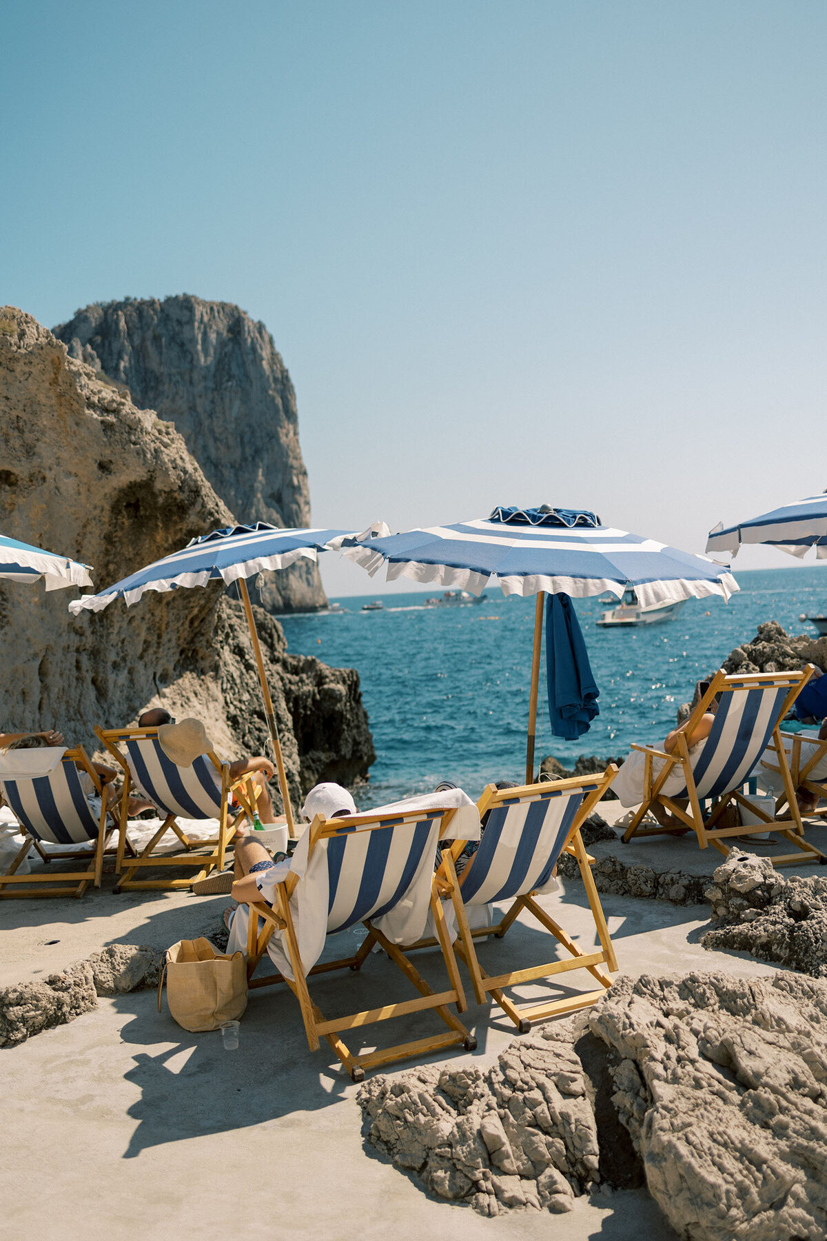 Dawn-Clive-Capri-Beach-Club-Day-Willow-and-Oak-Events-Maya-Marechal-096