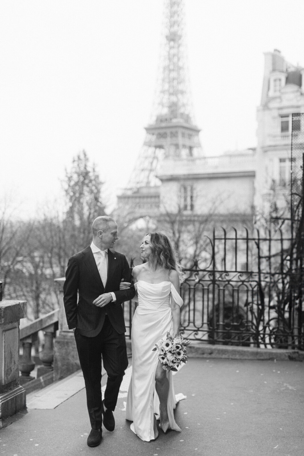 Engagement Session Paris Eiffel Tower (25 sur 58)