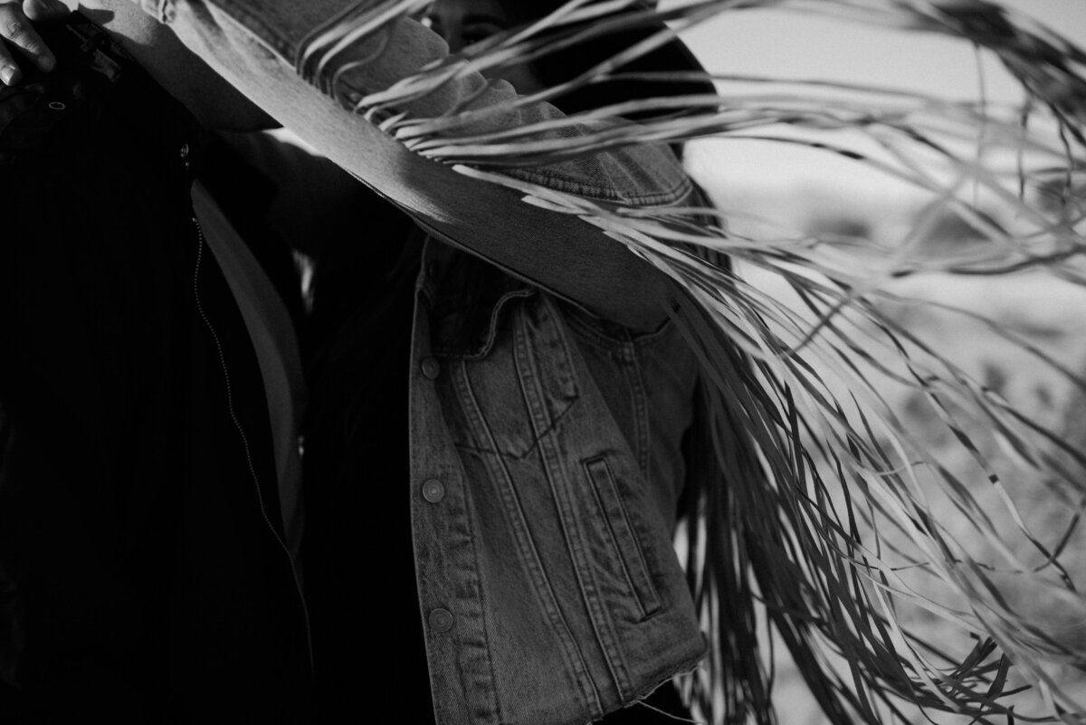 Windmill Farm Couples Session-23