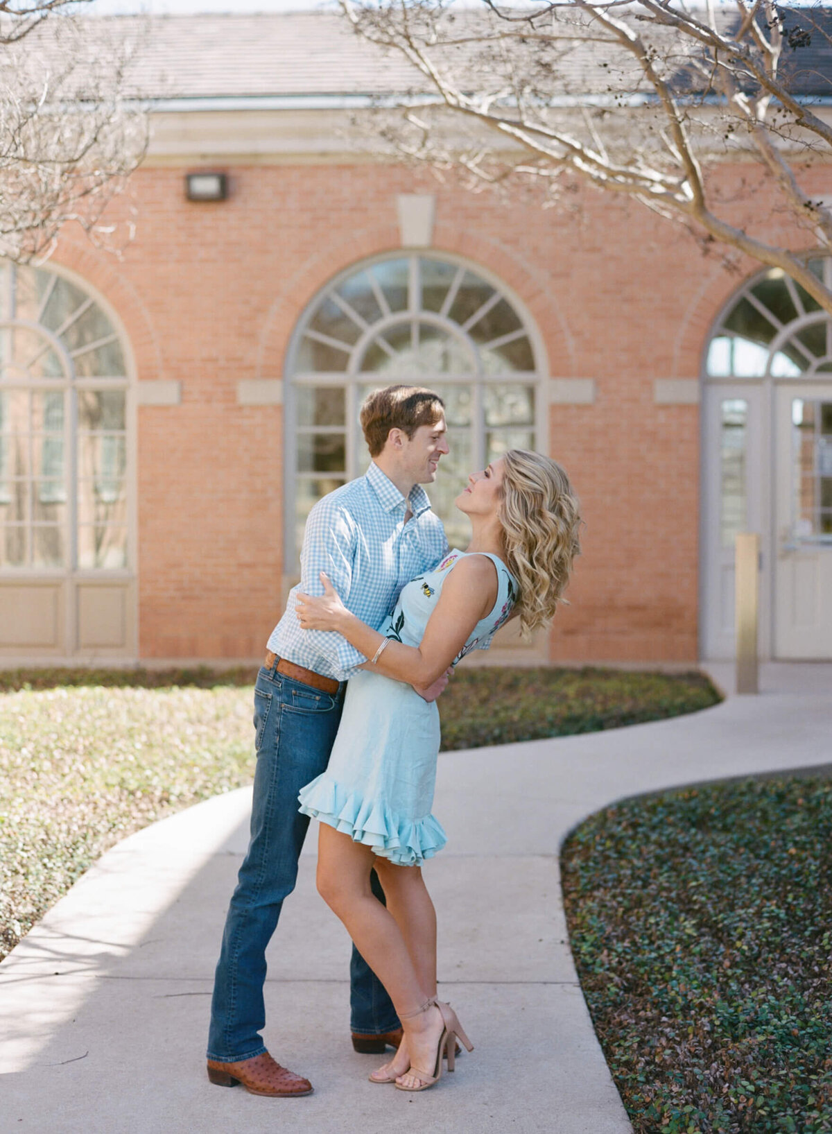 A wedding engagement session photo taken in Fort Worth Texas