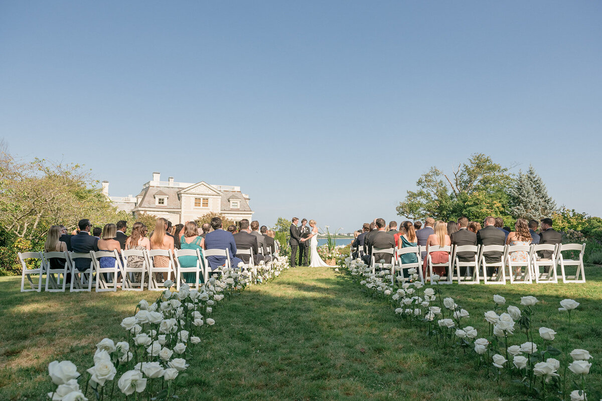 Wedding_Chanler Cliff Walk_Newport Mansions_RI__258HBP_5664©HilaryBlock