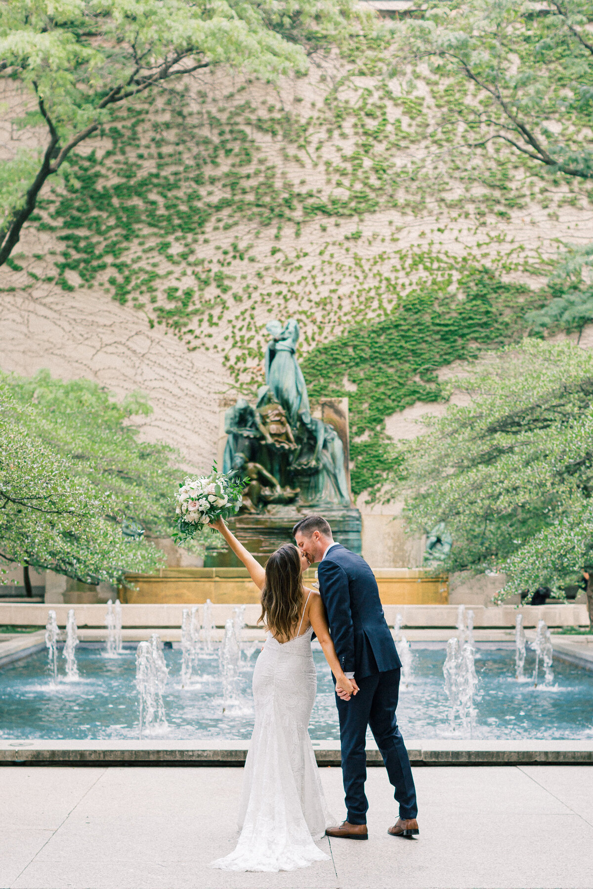 art institute chicago wedding portraits-3