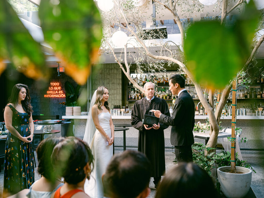 ELVISJENNIFERHOLLYWOODWEDDING-188
