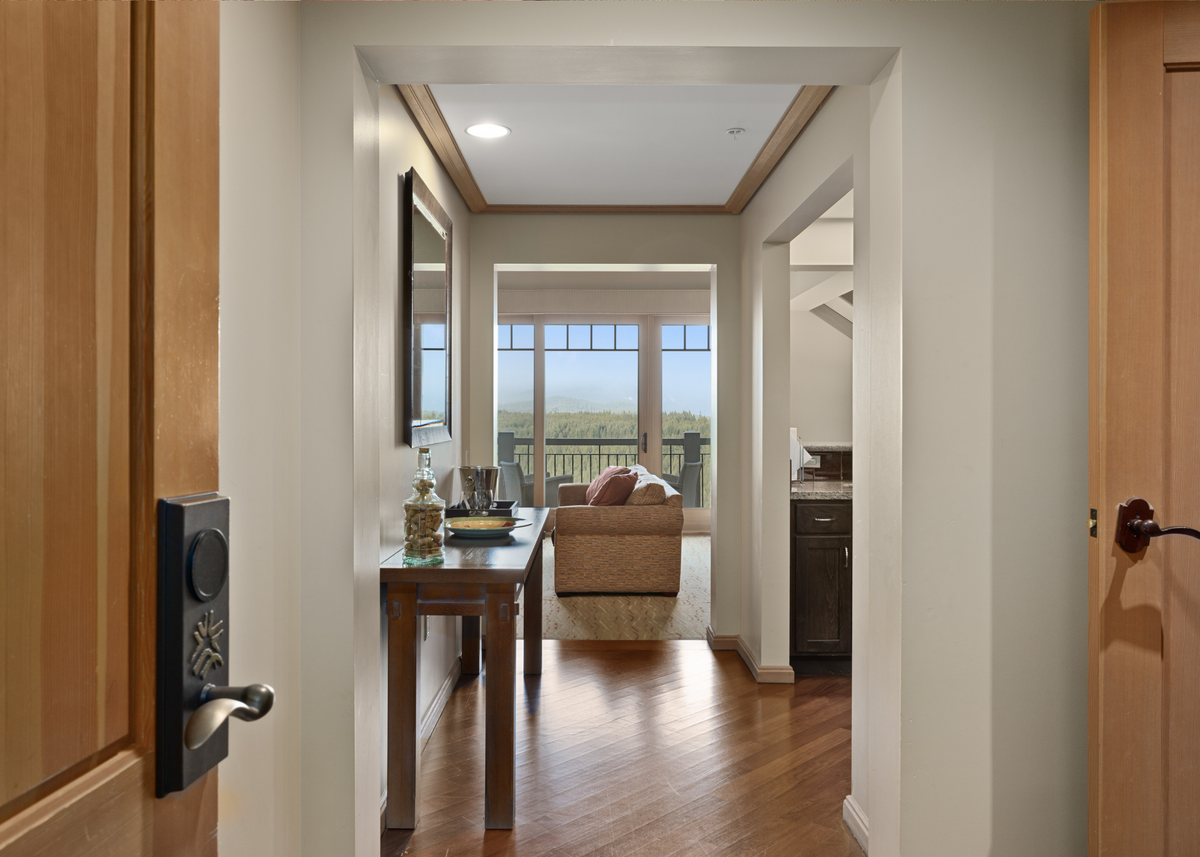 SUNCADIA PENTHOUSE 8