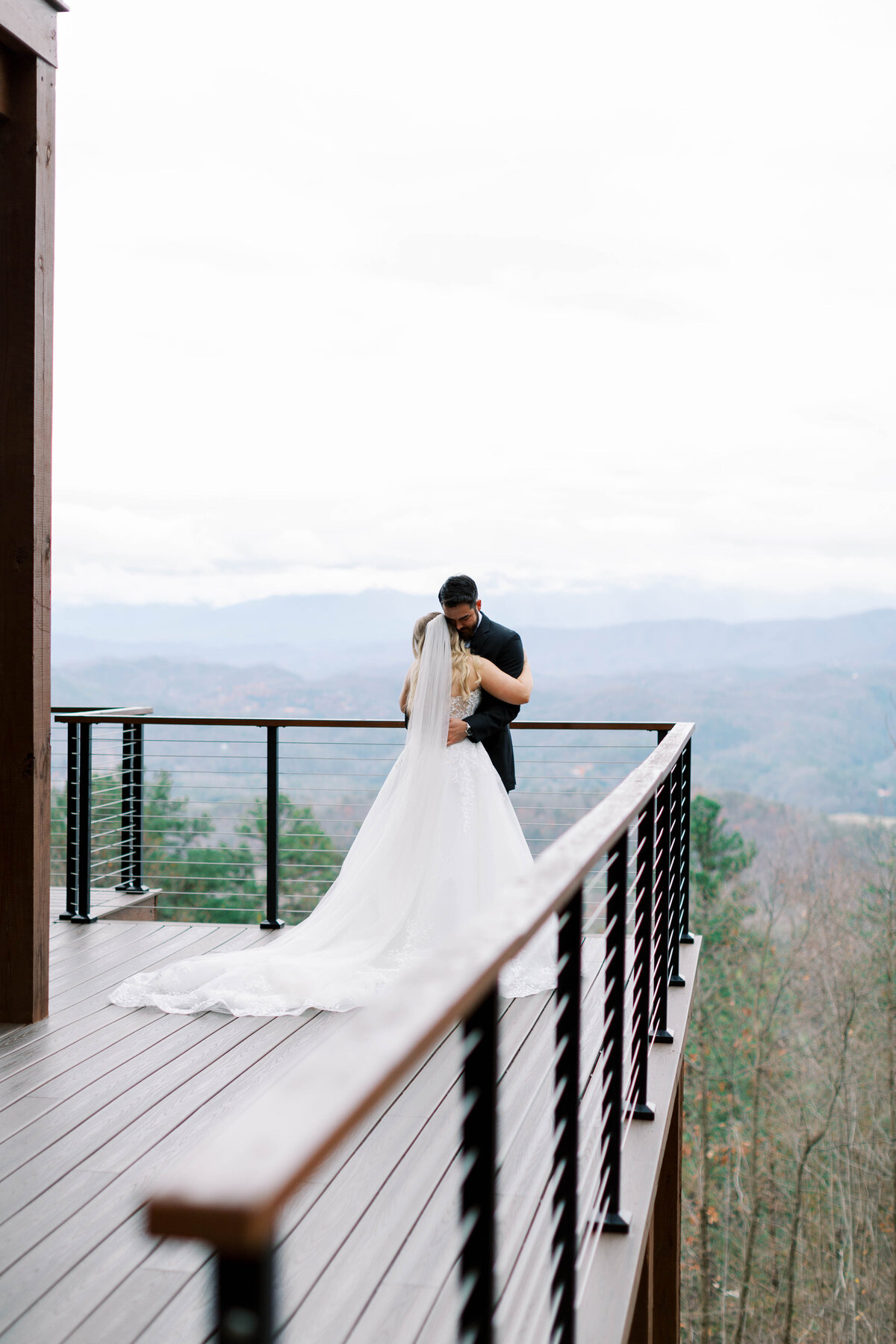 Nicole + Zach Wedding Day Previews-20