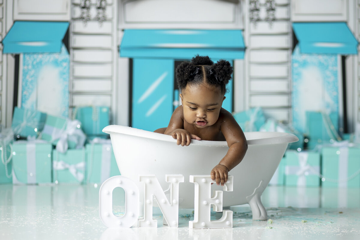 cake smash photography in Fayetteville Georgia