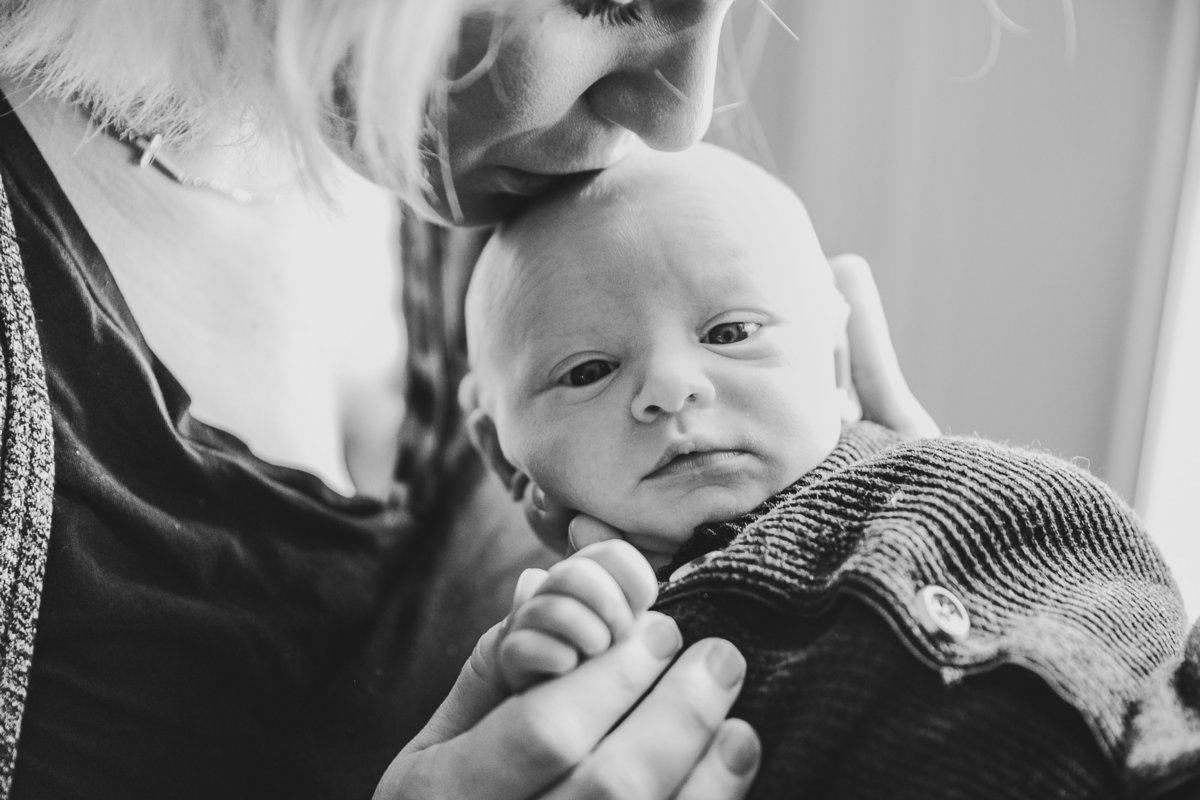 raleigh-newborn-photographers-evan-2256-2