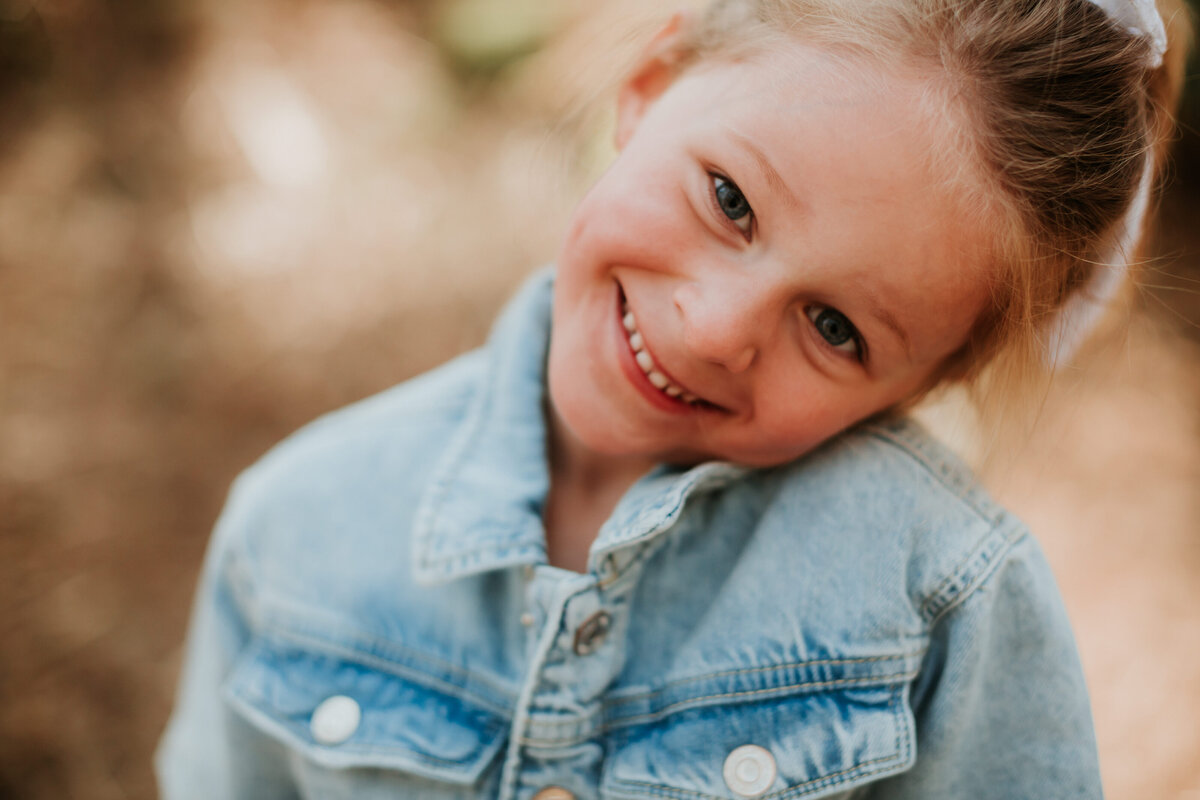 SUMMER_FAMILY_PHOTOGRAPHER_SURREY_OUTDOORS_WOODLAND_0019