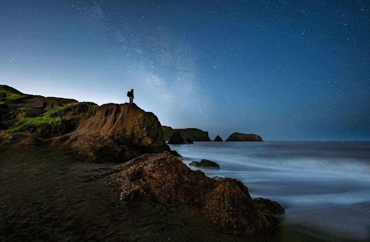 bay-area-night-hiking-by-ocean