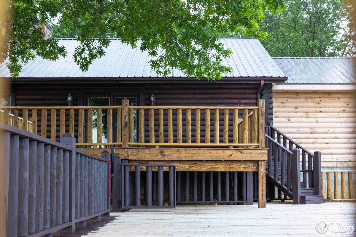 LOG-HOME-STAINING-JOHNSON CITY-JROSS-17-min