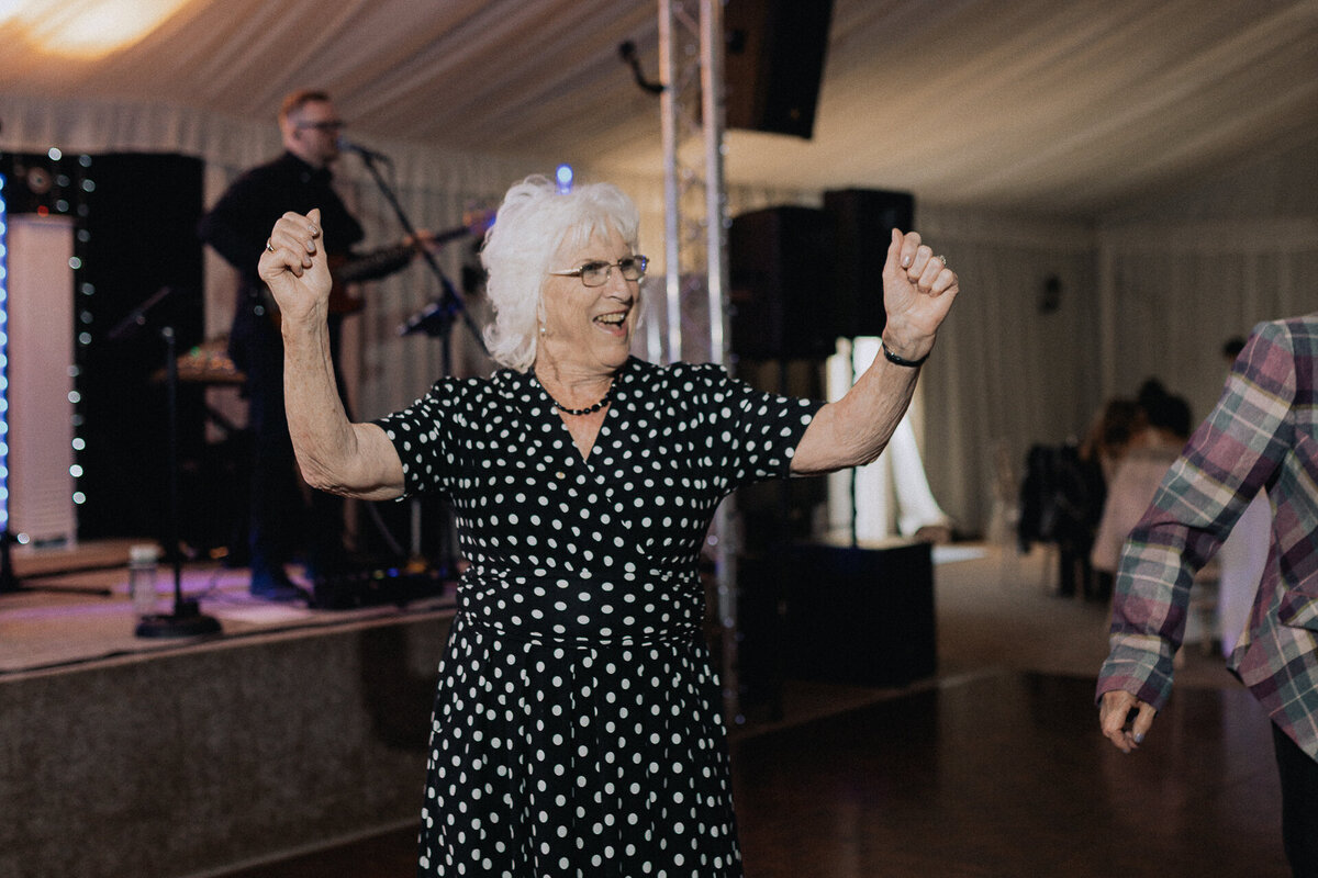 ApplewoodHallLGBTQWedding-61