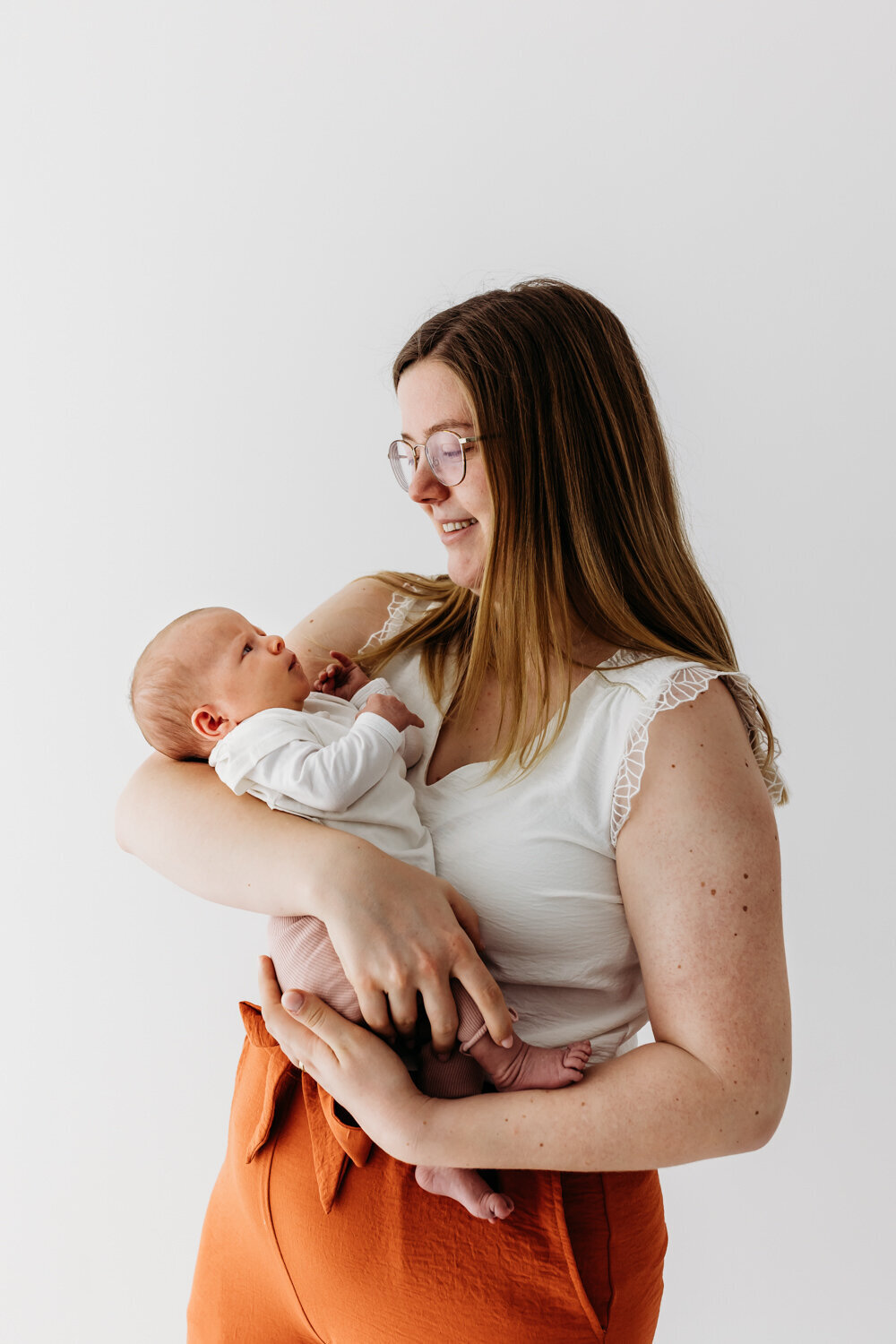 Newbornshoot_in_de_studio_Tine_Storms_Photography-91