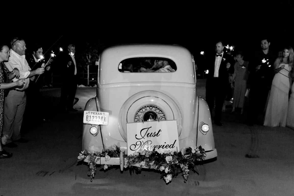 Lexi Broughton & Garrett Greer Wedding at Dove Ridge Vineyards | Sami Kathryn Photography | Dallas Wedding Photography-203