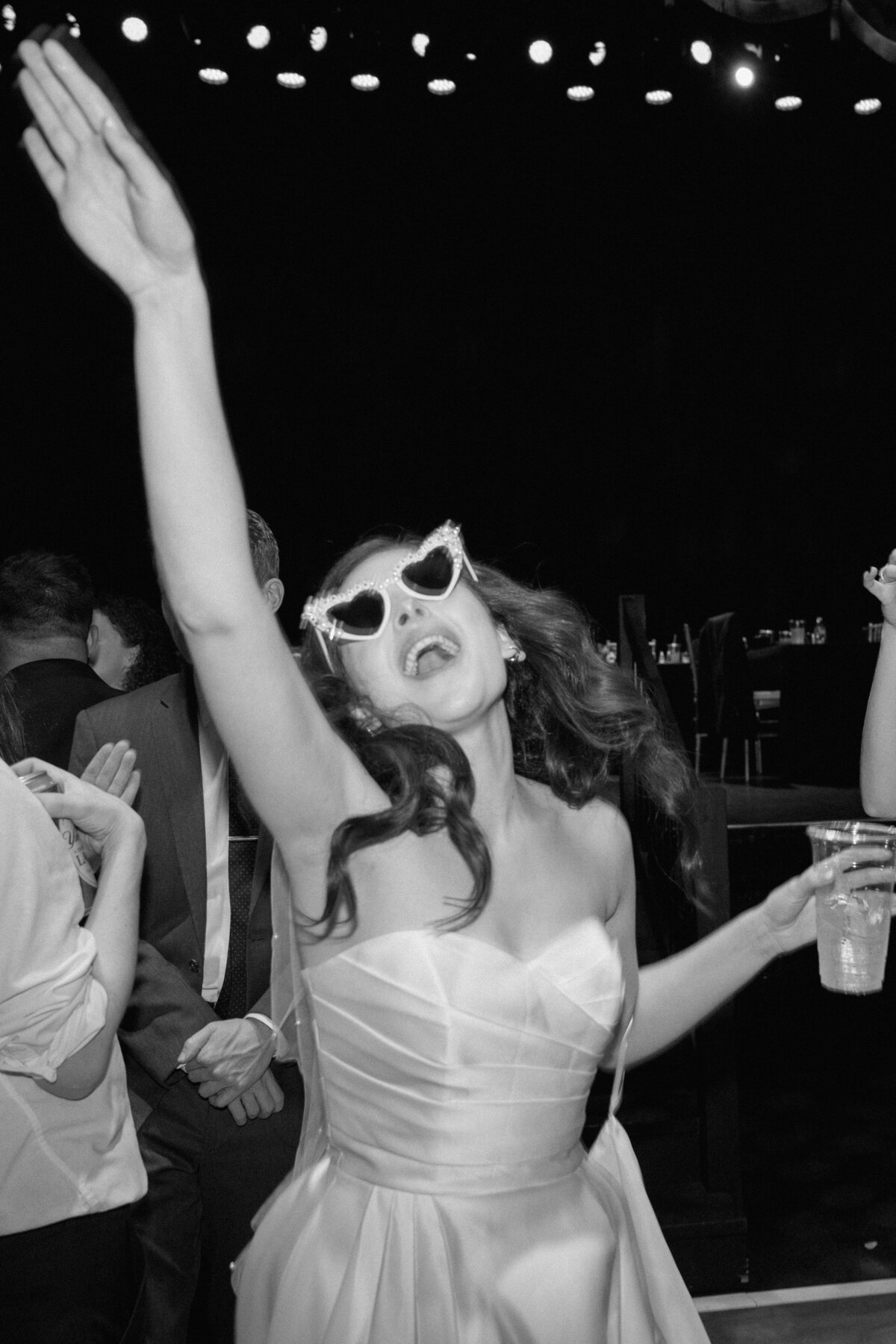 Uptown-Theatre-wedding-789