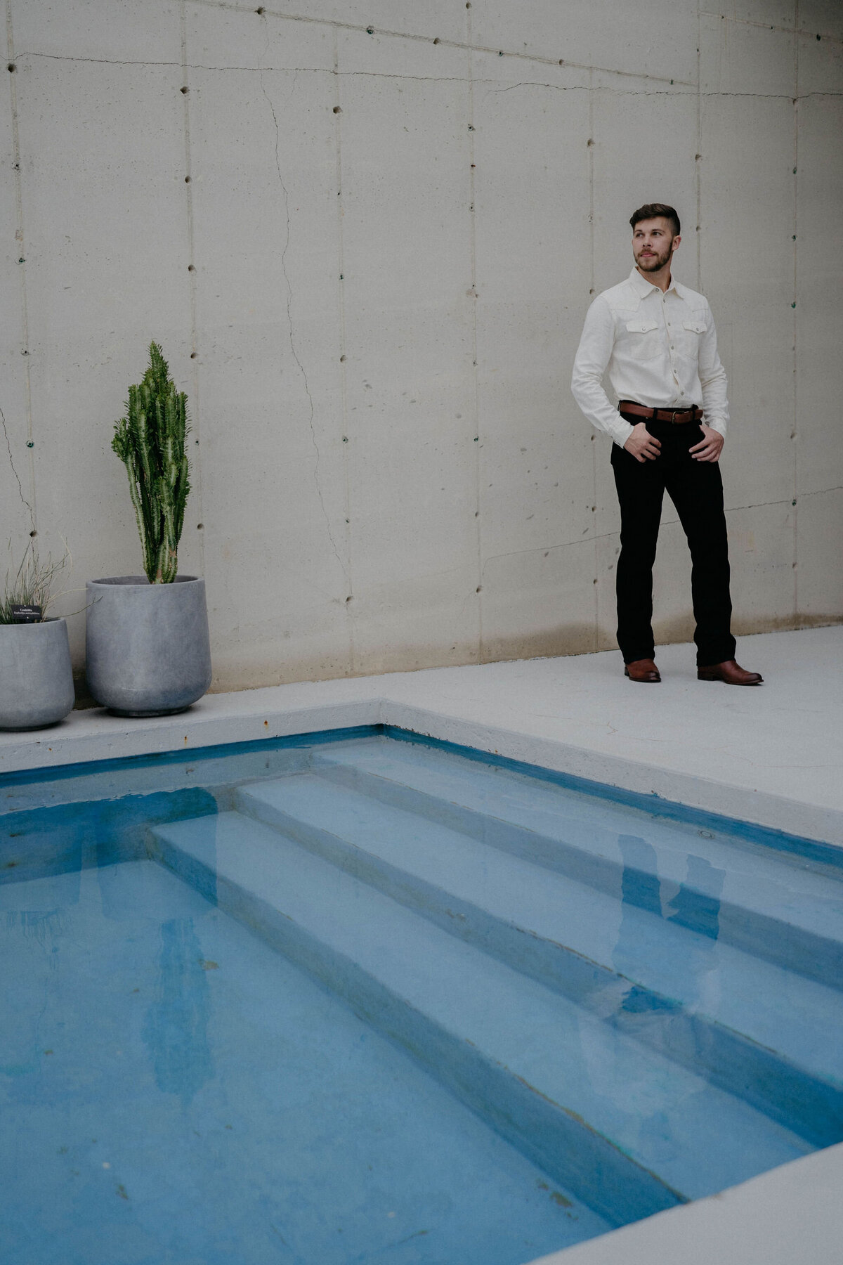 Josh+ElianaGettingReady-155