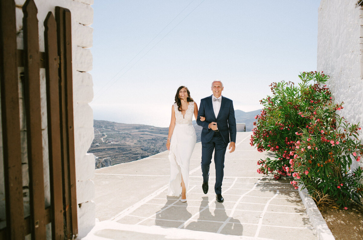 030_wedding in folegandros Greece by Kostis Mouselimis