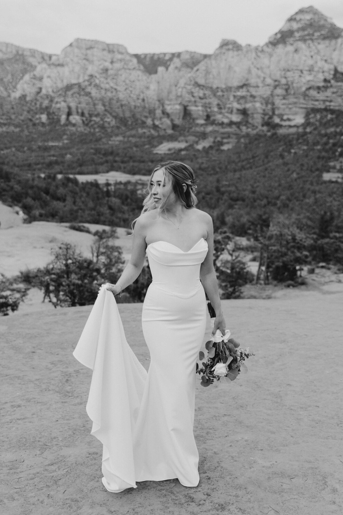Sedona-Arizona-Desert-Elopement-Wedding-Photography_0015