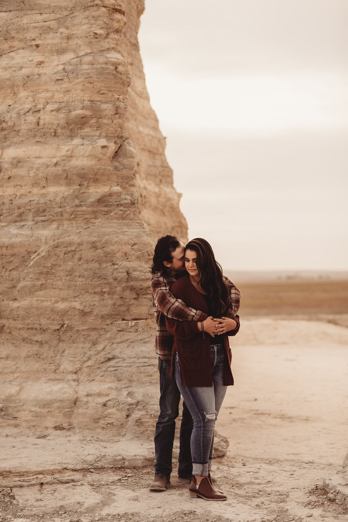 monument-rocks-engagement-session-Native-Roaming-Photography-1