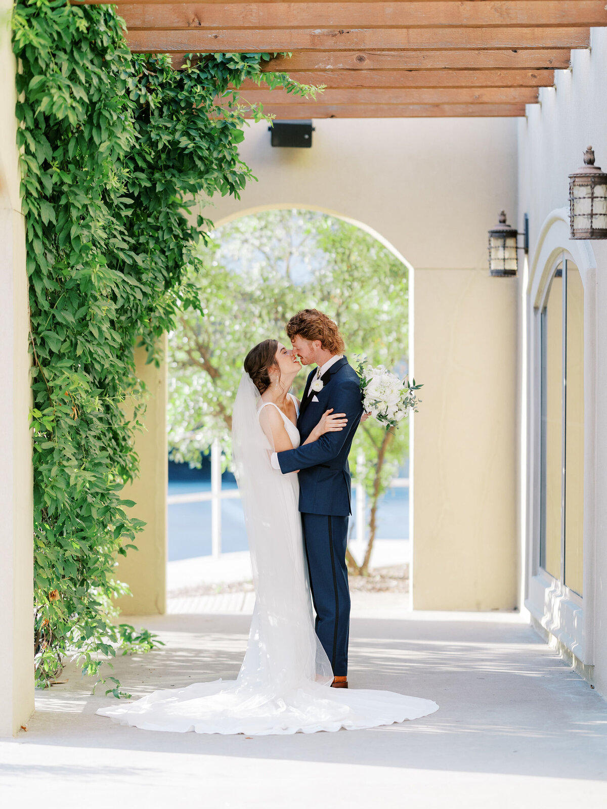 Katherine&Connor|WeddingSneaks-107